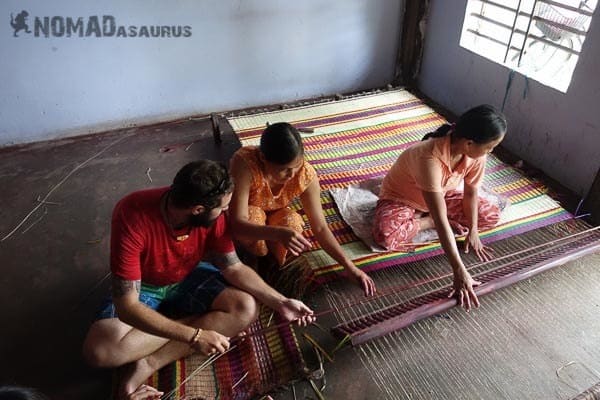 Vespa Tour Hoi An Vietnam Jazza Loom Weaving