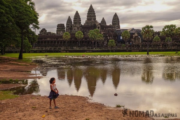 Girl Angkor Wat Three Days One Day Is Not Enough Cambodia Siem Reap