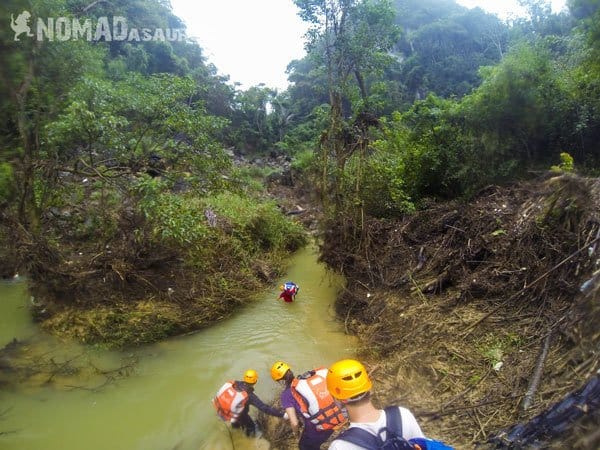 Crossing Creek Tu Lan Caves Oxalis Expedition 