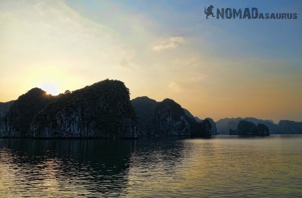 Sunset Island Halong Bay Vietnam Image Wonder Of The World