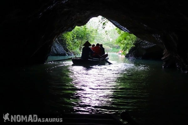 Small Cave Photos Make You Travel To Vietnam