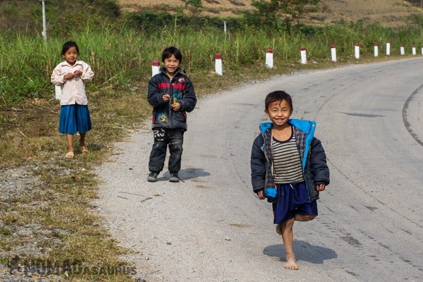 Smiling Kids 10 Ways To Be A Responsible Traveller Sustainable Tourism