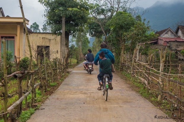 Bicycle Life In Phong Nha Vietnam Images Pictures Photo Gallery