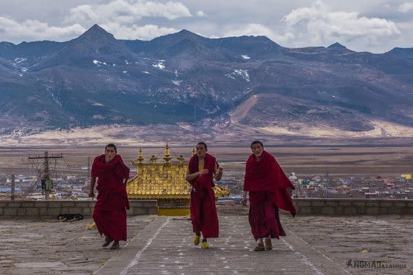 Monks Litang Tibet Overland Route Shangri La To Chengdu Kham Province Travel