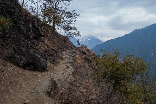 Views Day 2 Tiger Leaping Gorge Trekking Guide Yunnan China