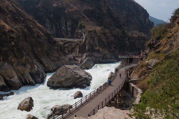 Boardwalks Tiger Leaping Gorge Trekking Guide Yunnan China