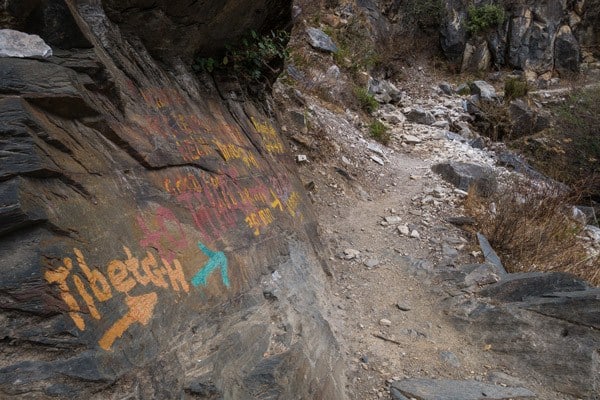 Painted Signs Tiger Leaping Gorge Trekking Guide Yunnan China