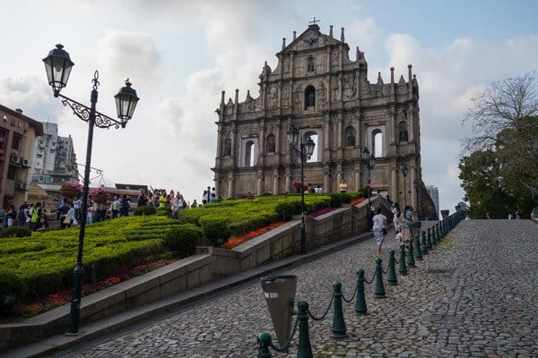 from Lord's Day Yat Sen Park to Macau Fisherman The Perfect Itinerary for One Day inward Macau (2019 Edition)
