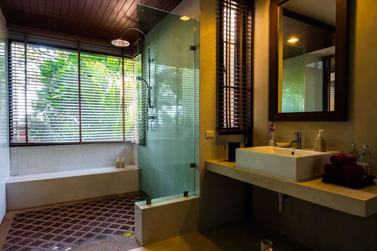 Bathroom Crown Lanta Resort And Spa Best Luxury Hotel In Koh Lanta