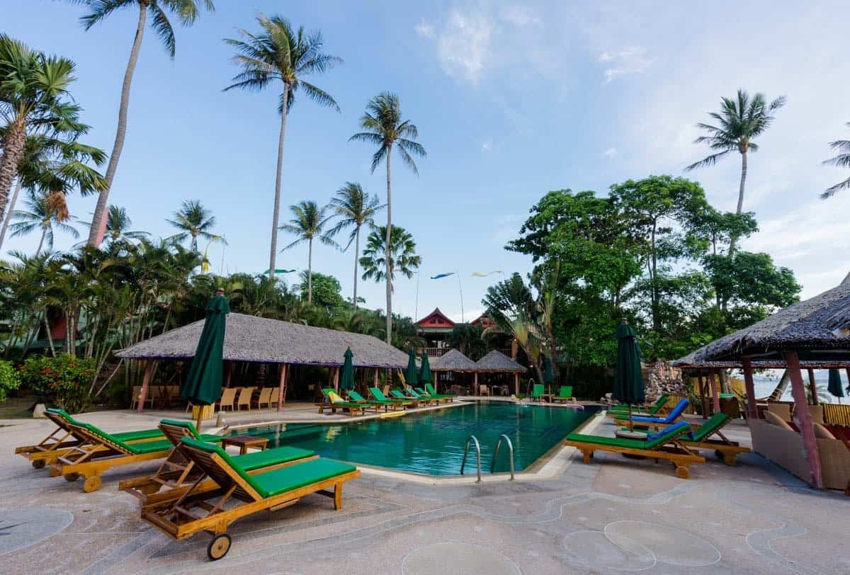 Friendship Beach Resort Pool Atmanjai Wellness Spa Detox In Thailand