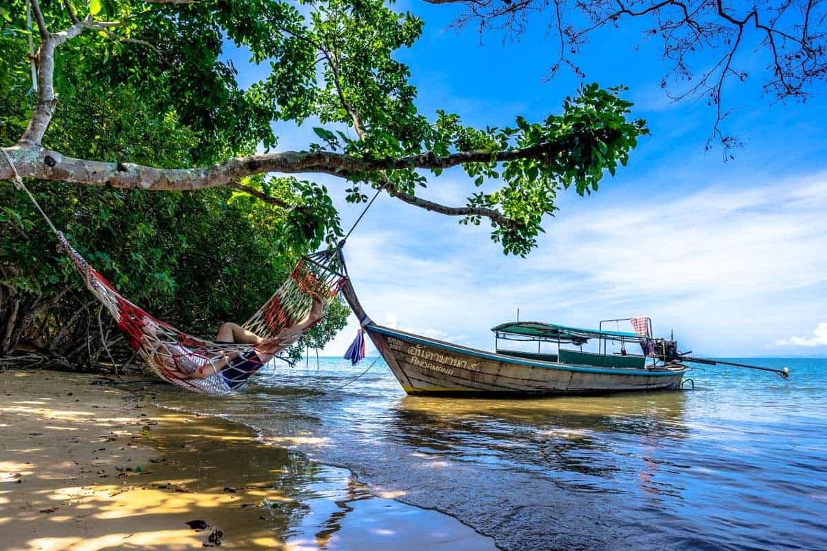 this review of the Ao Nang Cliff Beach Resort looks at whether it is genuinely 1 of the hold upwards Hotel Review – Ao Nang Cliff Beach Resort
