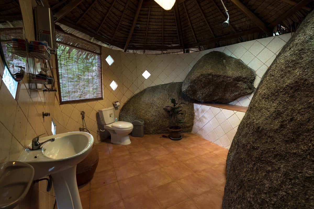 Bathroom The Sanctuary Koh Phangan Yoga Retreat