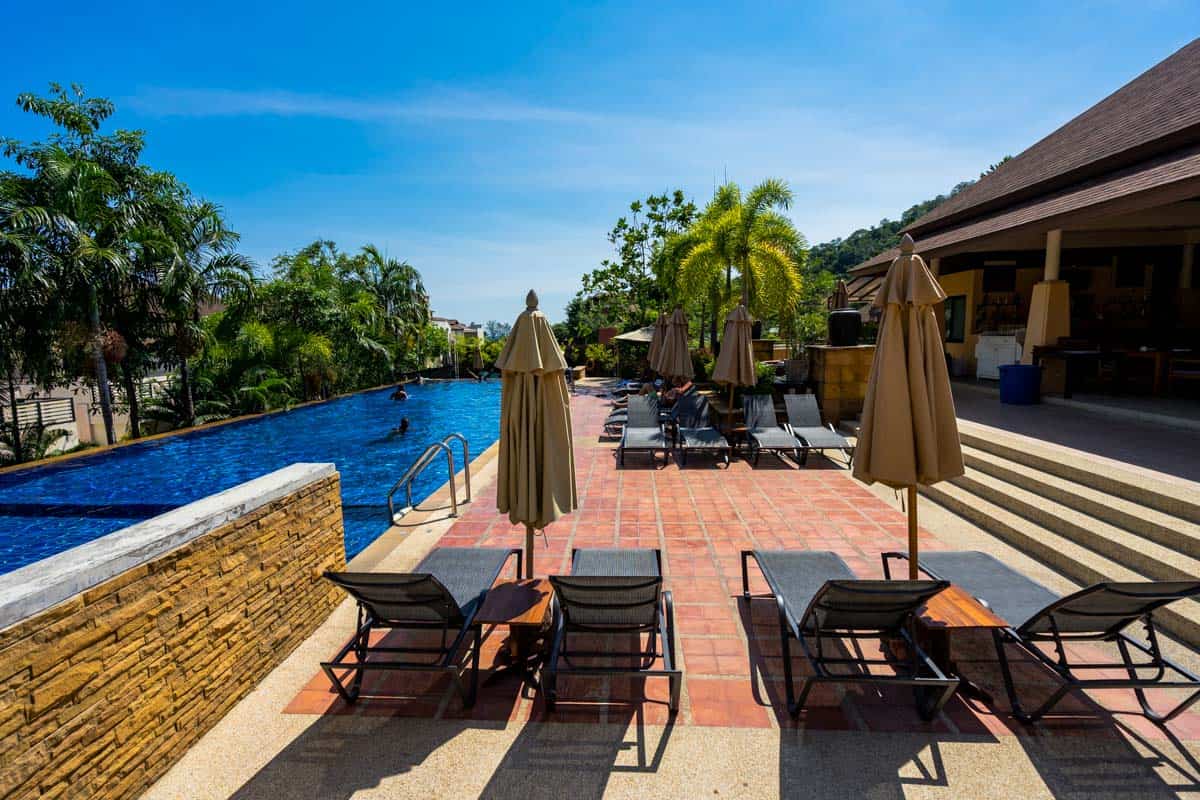 this review of the Ao Nang Cliff Beach Resort looks at whether it is genuinely 1 of the hold upwards Hotel Review – Ao Nang Cliff Beach Resort