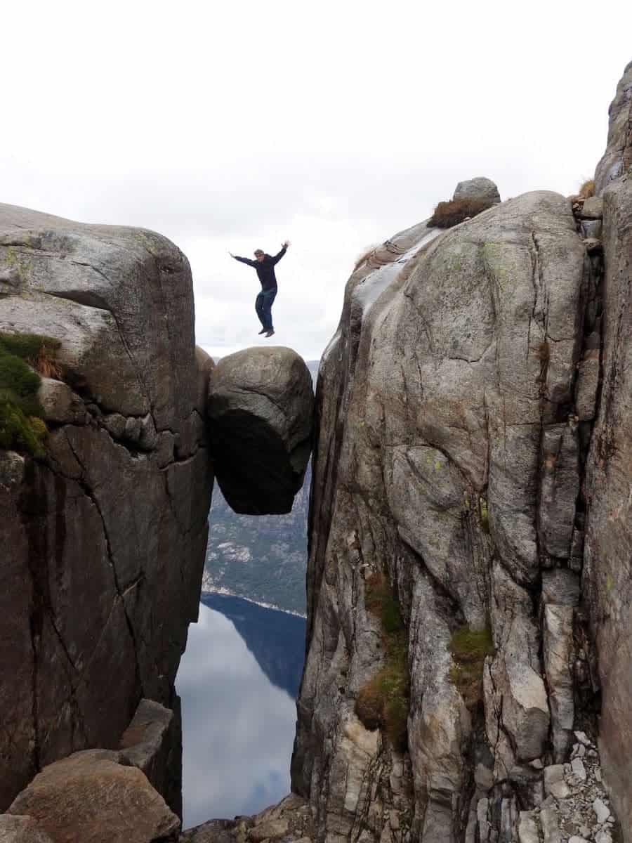 Experience epic views similar this when hiking inwards Kingdom of Norway Influenza A virus subtype H5N1 Beginner’s Guide to Hiking inwards Norway