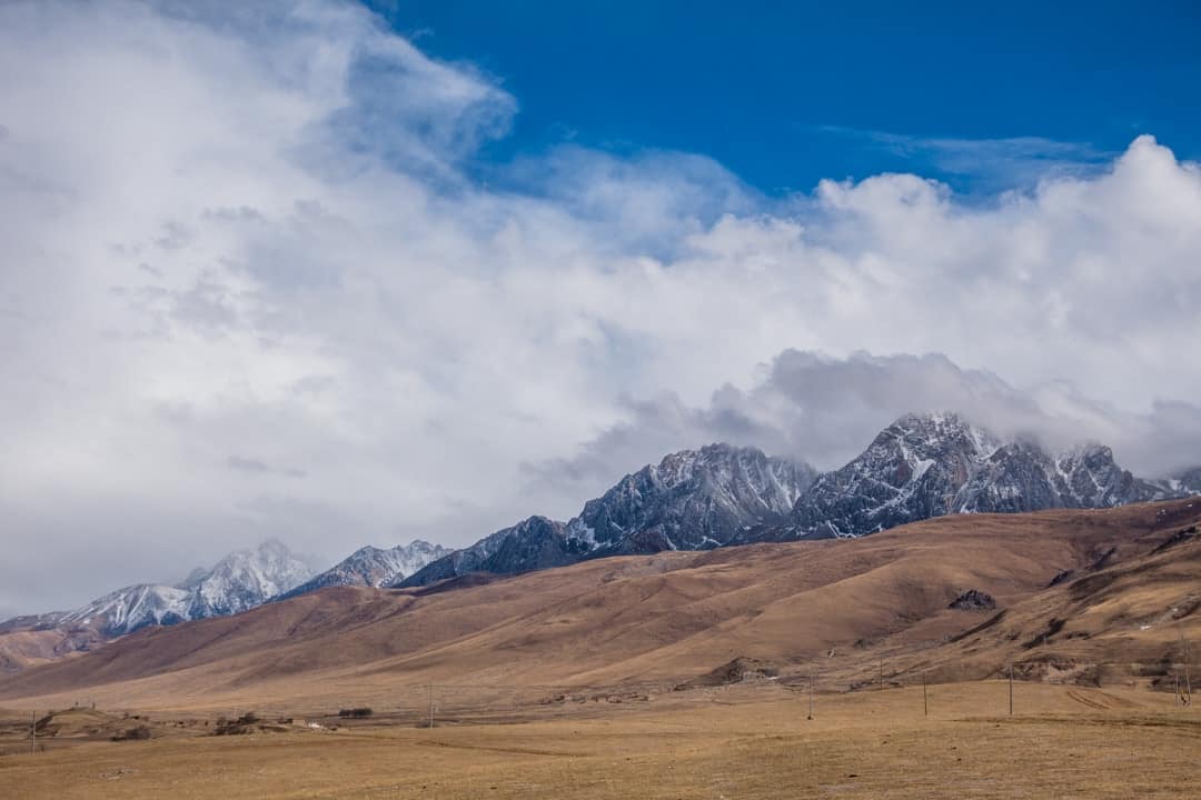 kicking upwards clouds of dust as well as debris patch nosotros stood on the side of the highway I Shat Myself In Influenza A virus subtype H5N1 Tibetan Monastery