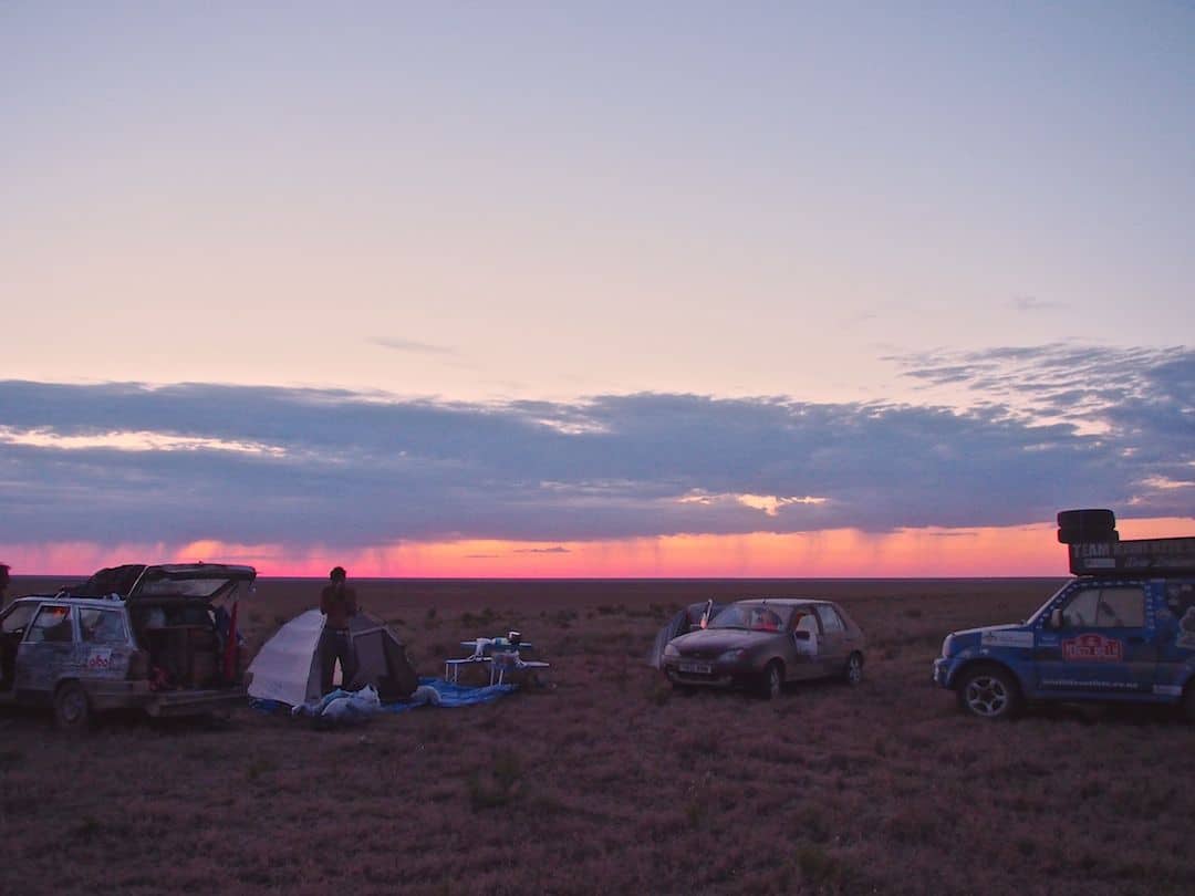s journeying from London to Mongolia every bit business office of the legendary Mongol Rally The Mongol Rally Diaries – Week 4: Bayneu To Aralsk