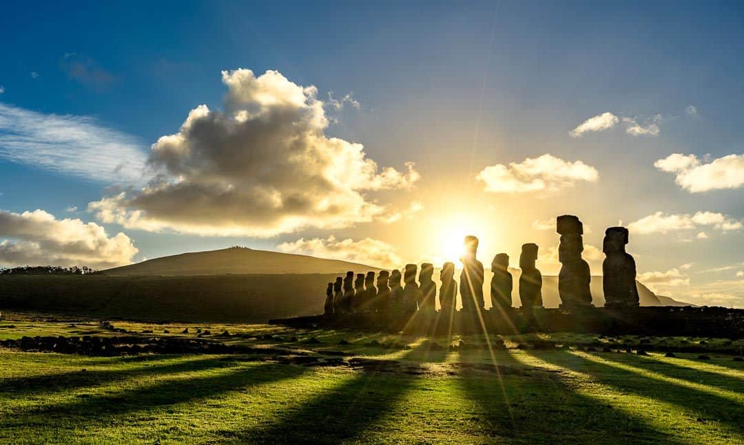 From watching the sunrise over the iconic moai to diving inward crystal clear H2O thirty Awesome Things to Do inward Easter Island (2019 Edition)