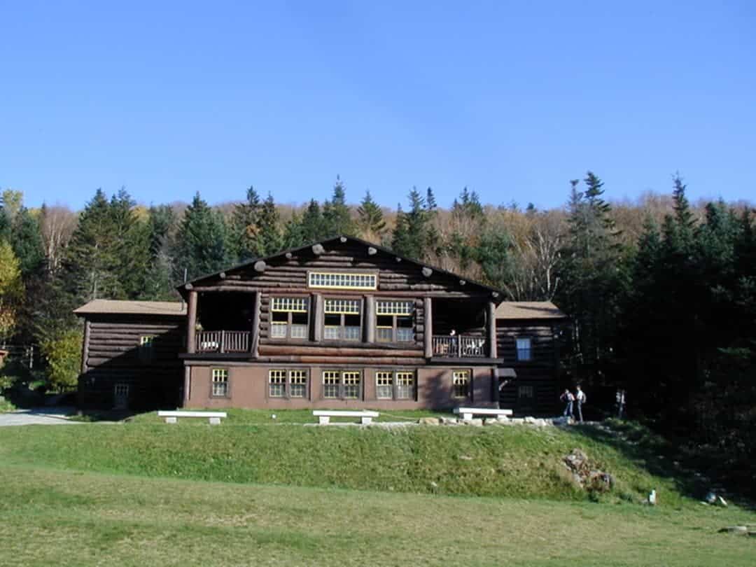 Moosilauke Ravine Lodge In The Fall