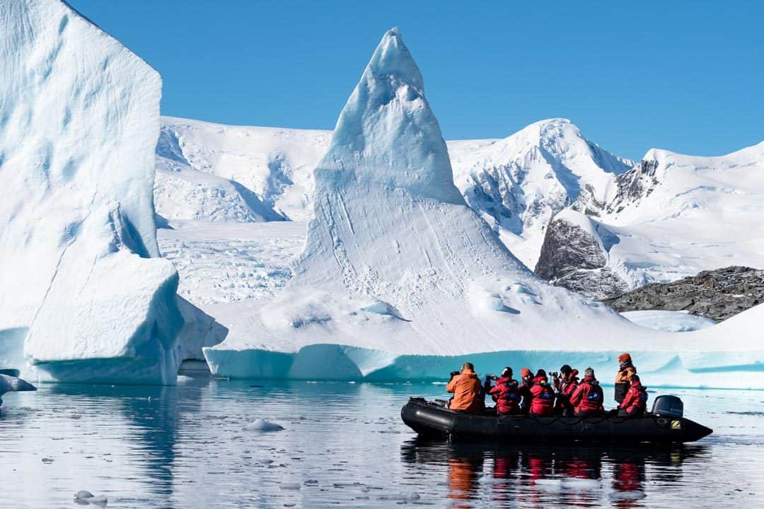 choosing the correct fellowship volition brand all the departure to your experience Why You Should Travel To Antarctica With One Ocean Expeditions