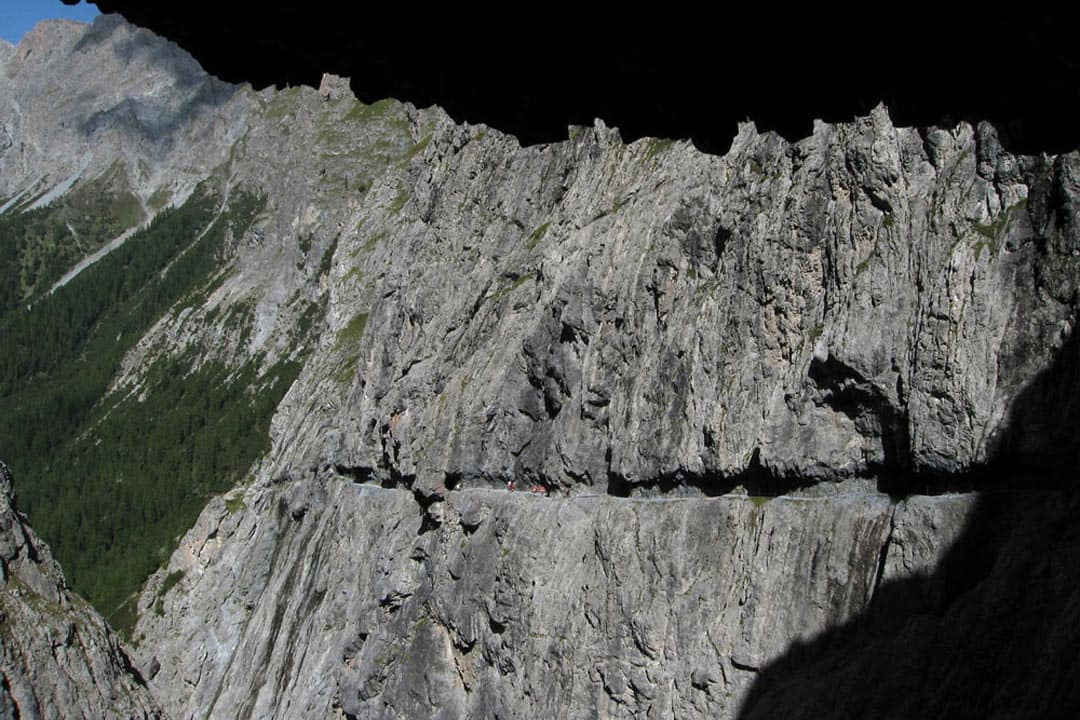 In a province close covered inwards towering peaks in addition to glistening glaciers it is no surprise th H5N1 Beginner’s Guide to the Best Hiking inwards Switzerland