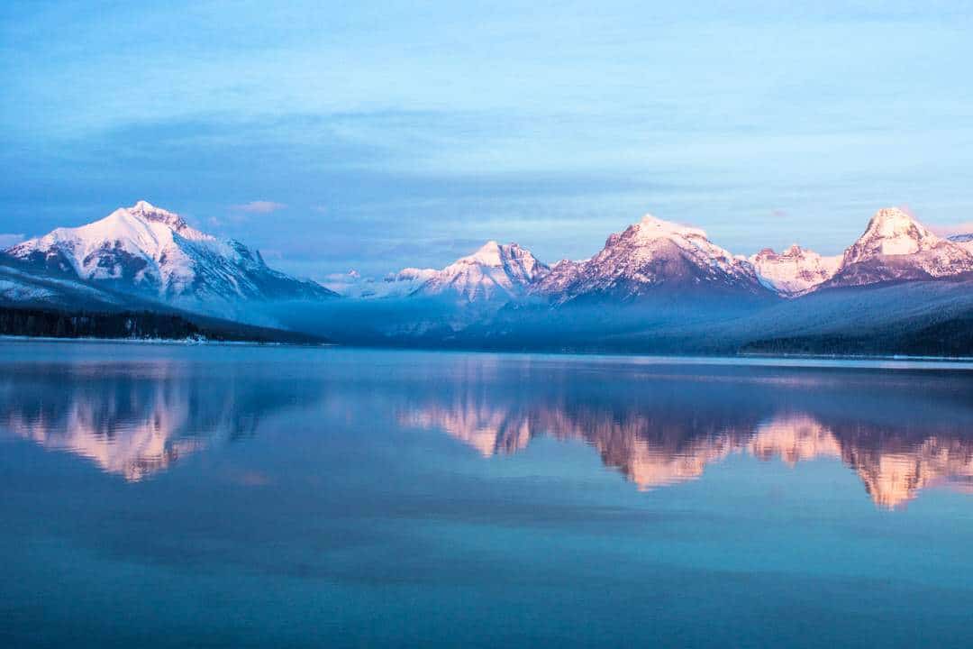 Lake Macdonald - Glacier National Park Motorbiking