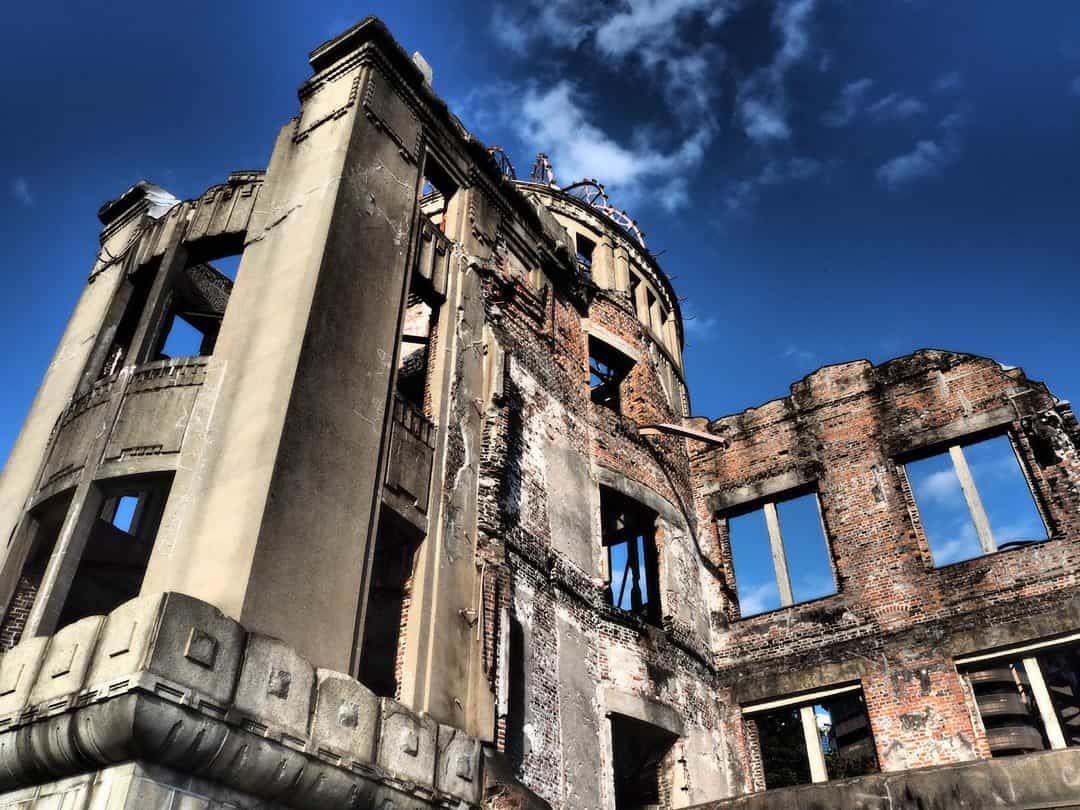 exploring the architecture of Japanese castles to slurping downwardly the best bowl of ramen yo The Ultimate Guide to Budget Travel inwards Nippon inwards 2019