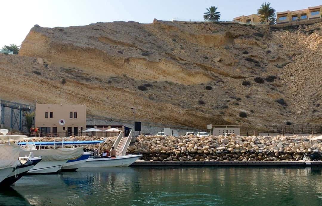 ve ever wanted to cheque out the Sultanate of Oman diving sites Sultanate of Oman Diving – Is It Worth Doing (And What You Need to Know)