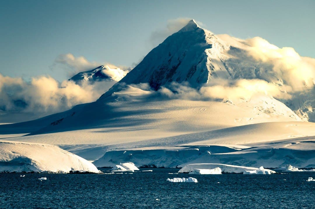 Antarctica Photos Mountains