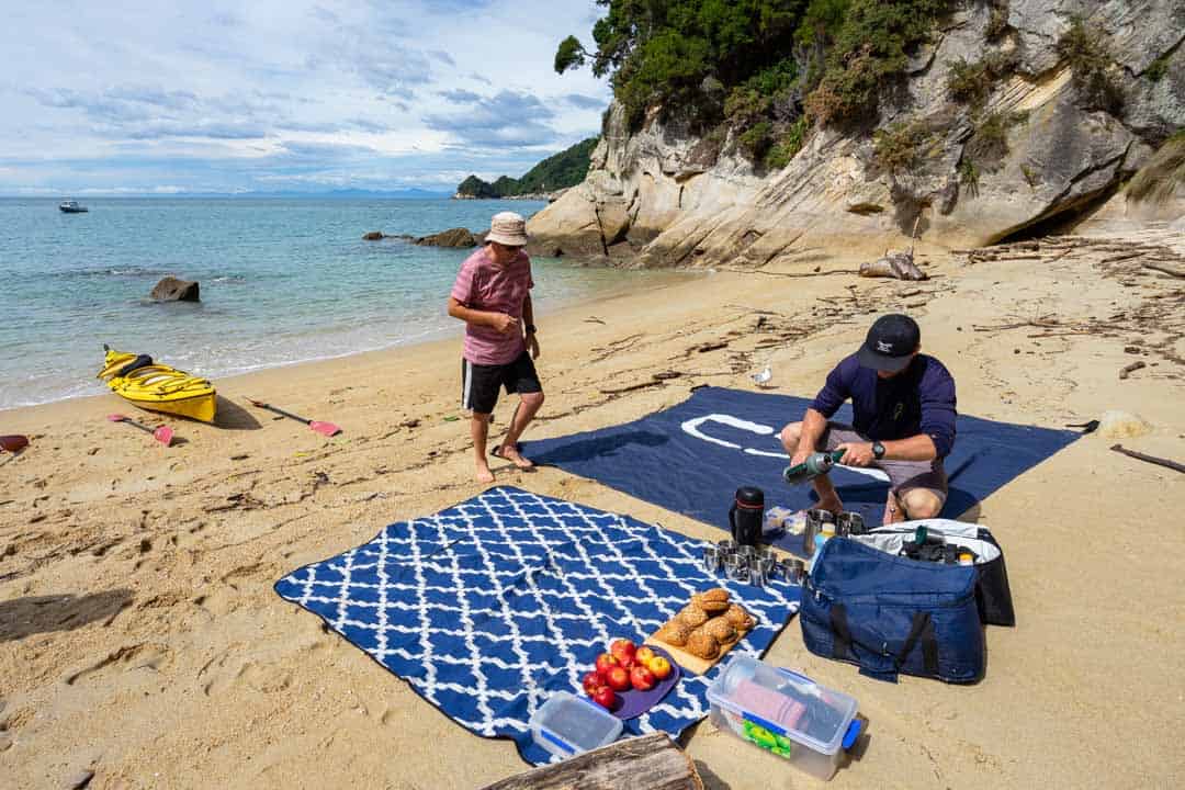 Lunch Kayaking