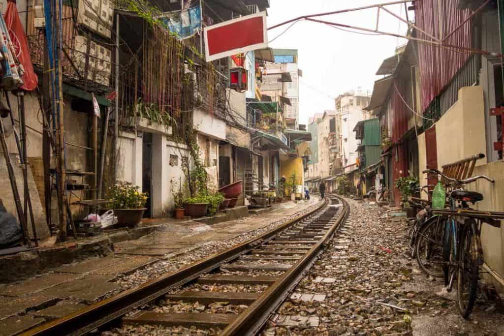 Train Tracks Hanoi