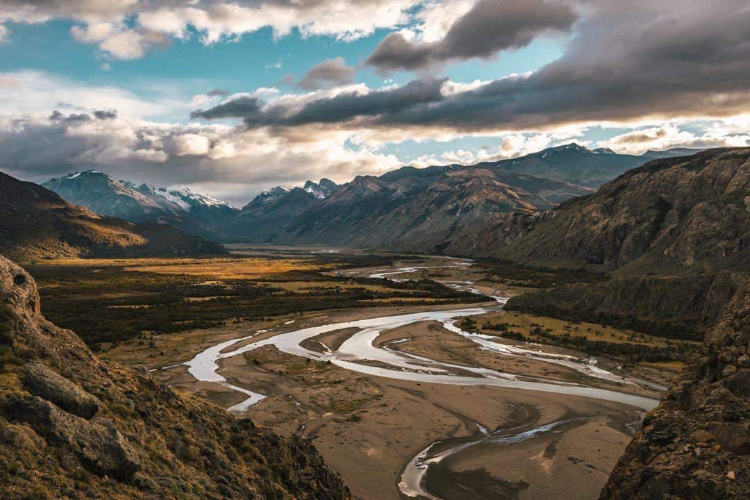 HIKING in PATAGONIA - The Ultimate Guide to the Best Treks (2023 Guide)