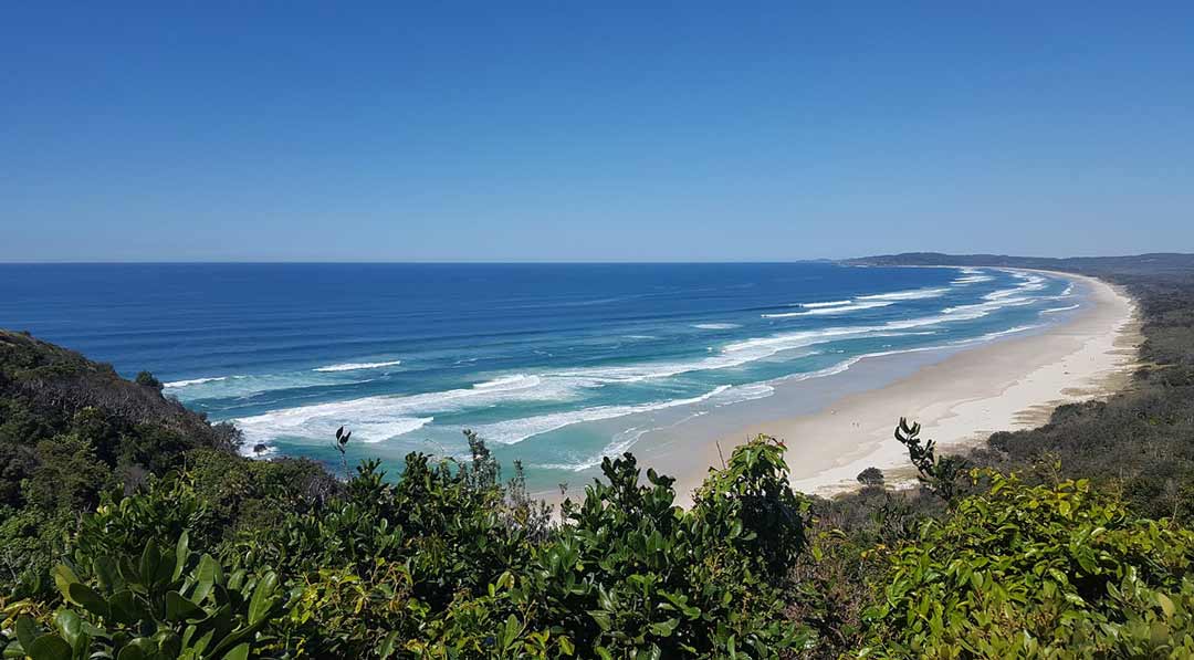 s our detailed locomote guide on the absolute xv Awesome Things to Do inwards Byron Bay, Australia