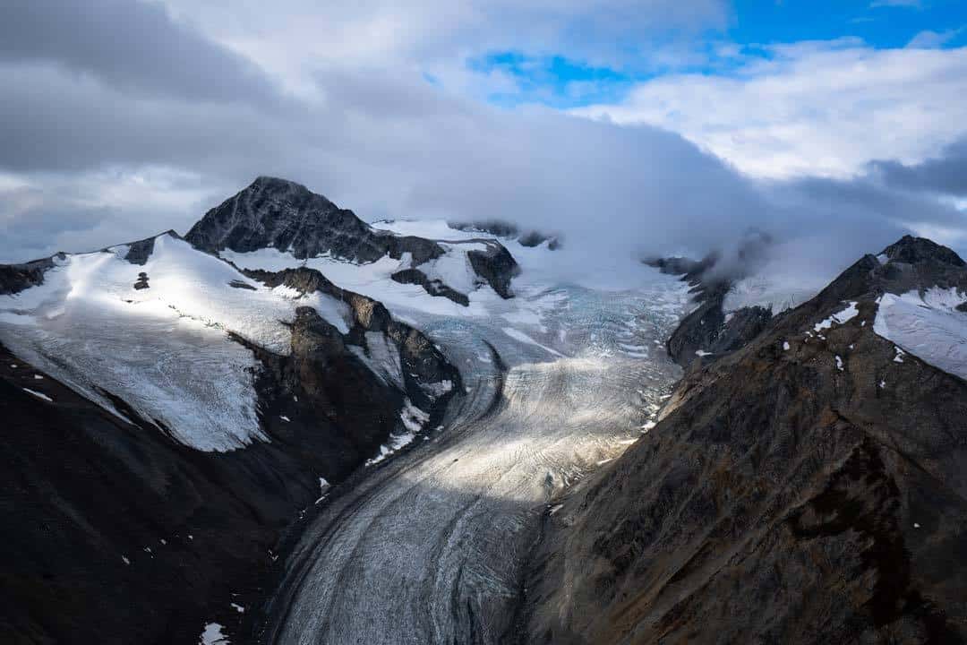 Valley Glacier Kluane Sightseeing