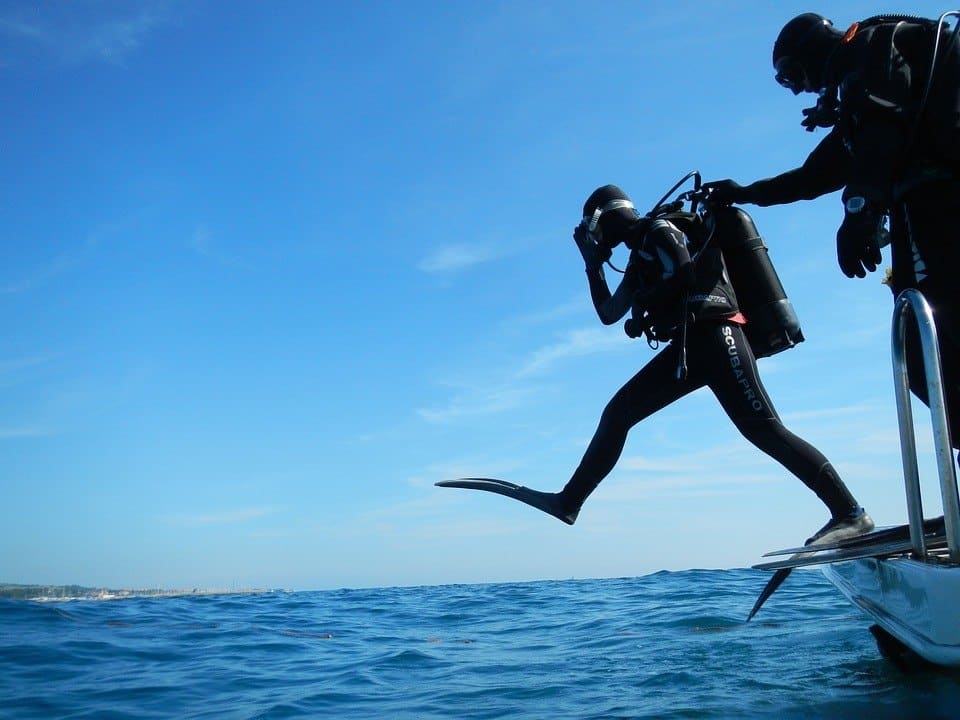 How To Become A Dive Instructor, Diver Jumps Off Boat