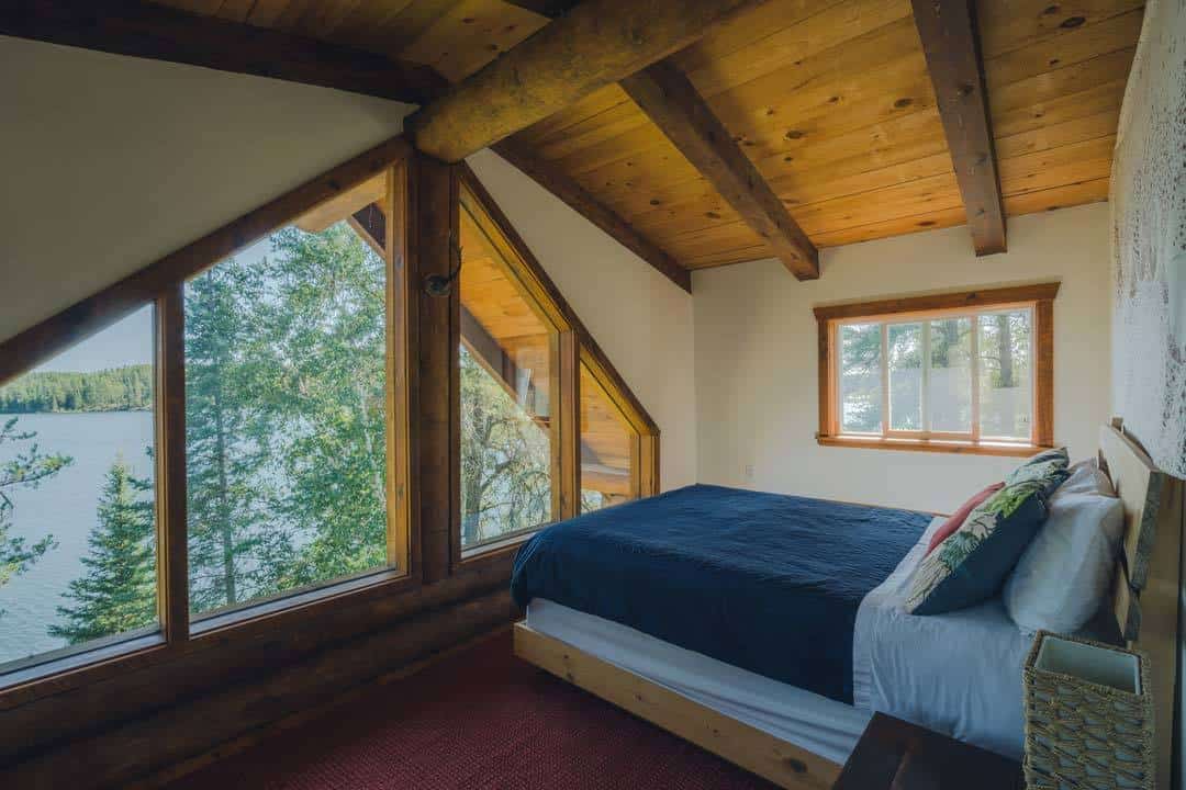 Mahigan Cabin Bedroom Falcon Trails Resort
