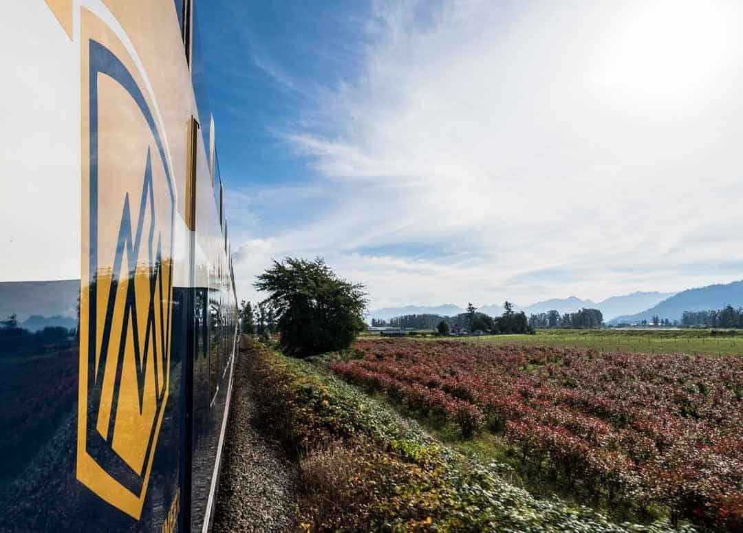 Reasons Why You Should Travel On Rocky Mountaineer