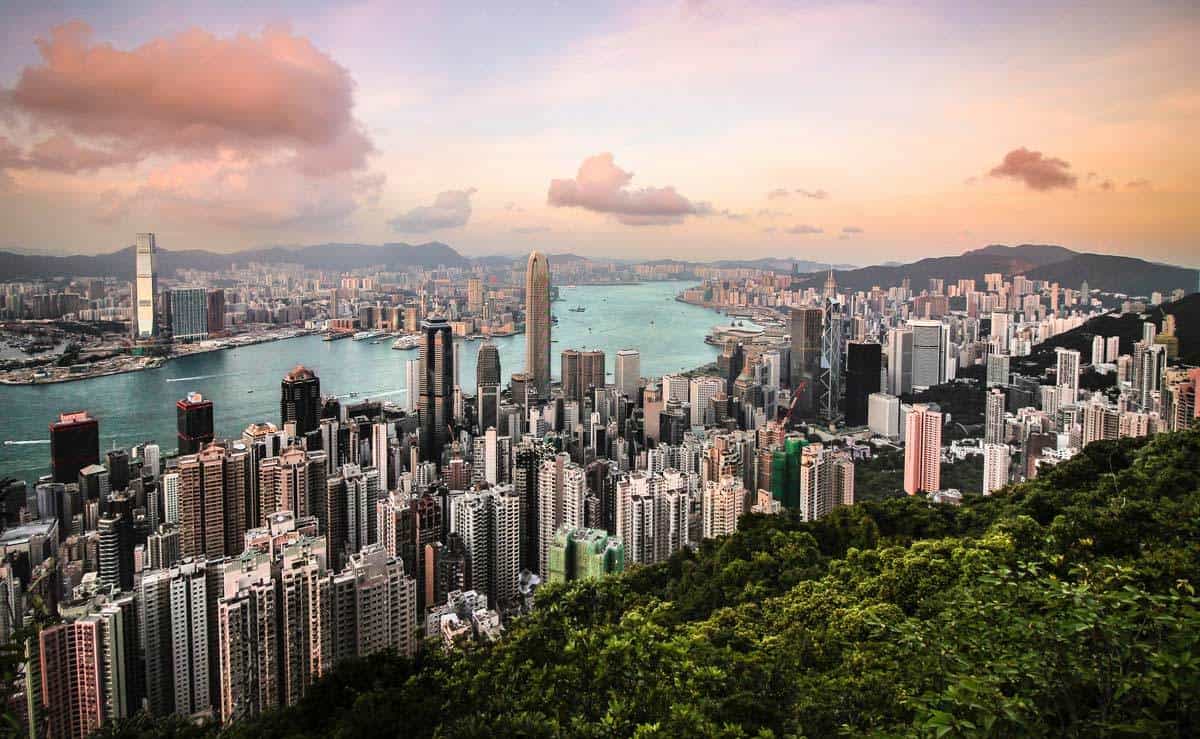 Get create to experience a completely unique urban gist amongst ane of the densest population inward th The Perfect Itinerary for iii Days inward Hong Kong (2019 Edition)