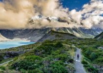 The Ultimate Guide to Hiking in New Zealand (2023)