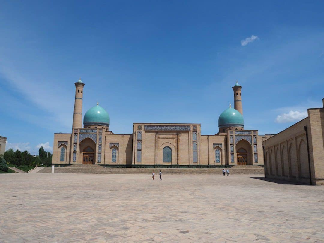 From exploring imposing Soviet Architecture to marvelling at gorgeous mosques as well as museums sixteen Awesome Things to Do inwards Tashkent, Uzbekistan (2019 Edition)