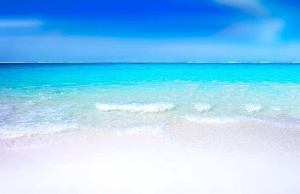 From diving amongst sharks to sailing through a chain of islands to relaxing on a beach xx Epic Things to Do inwards Okinawa, Nippon (2019 Edition)