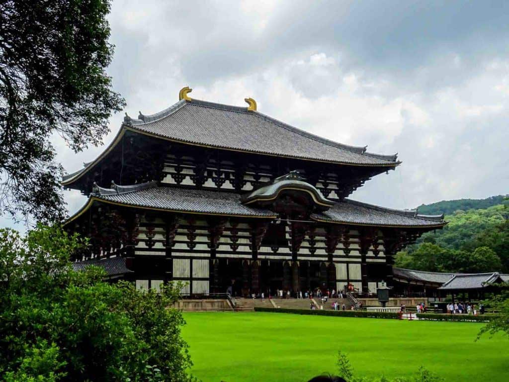 Tōdai-Ji Grounds 