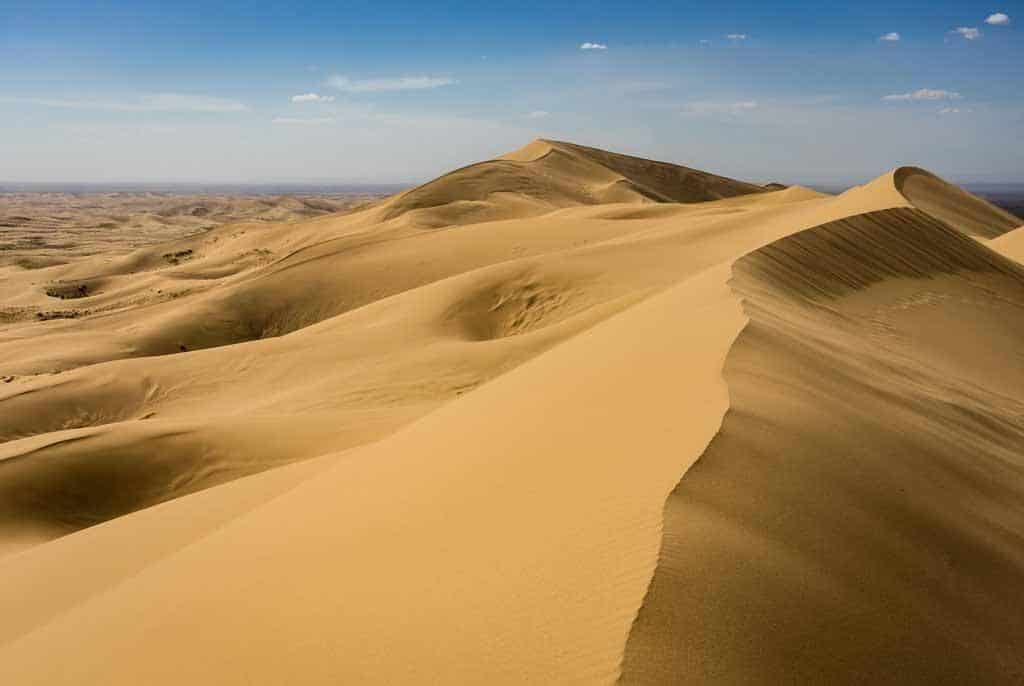 Khongor Sand Dunes