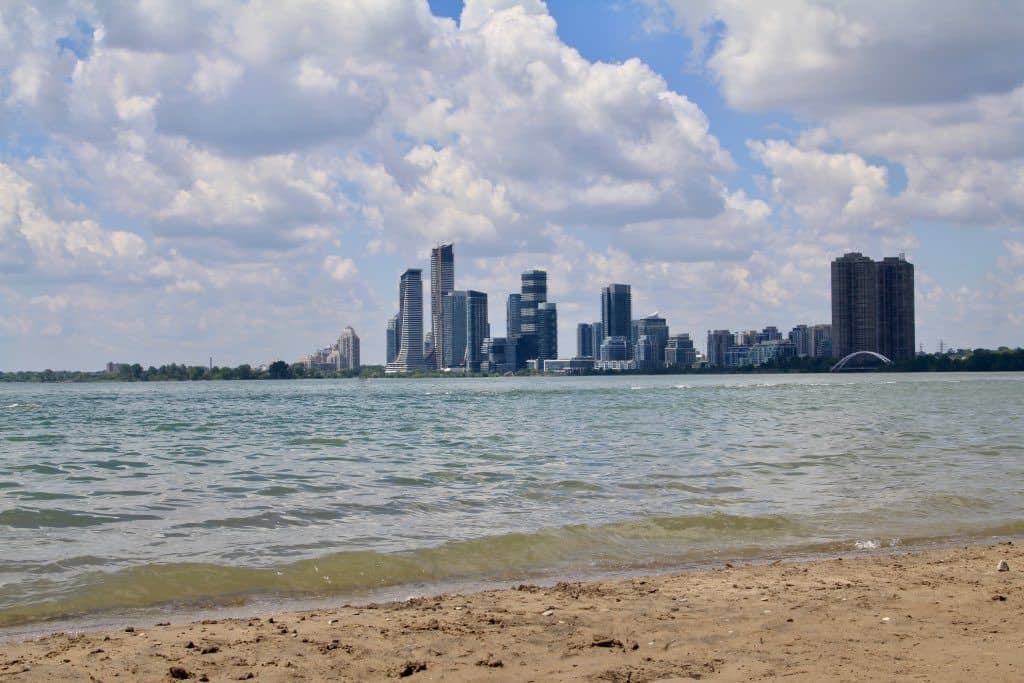 Budapest Park &Amp; Sunnyside Beach