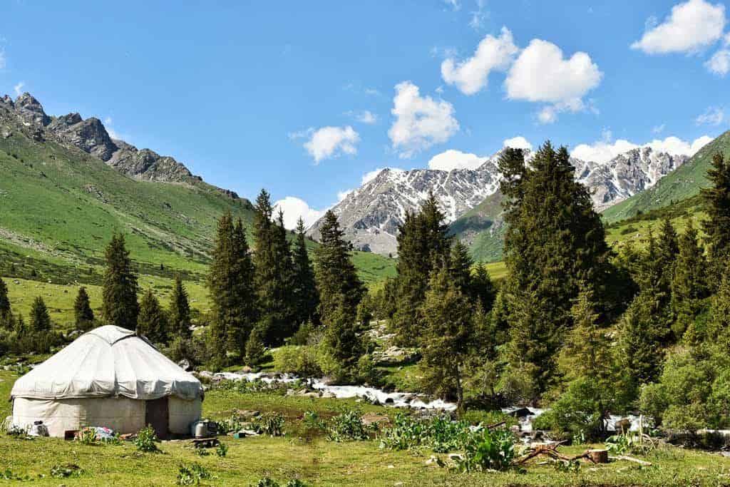 Eki Chat Yurt Camp Jyrgalan