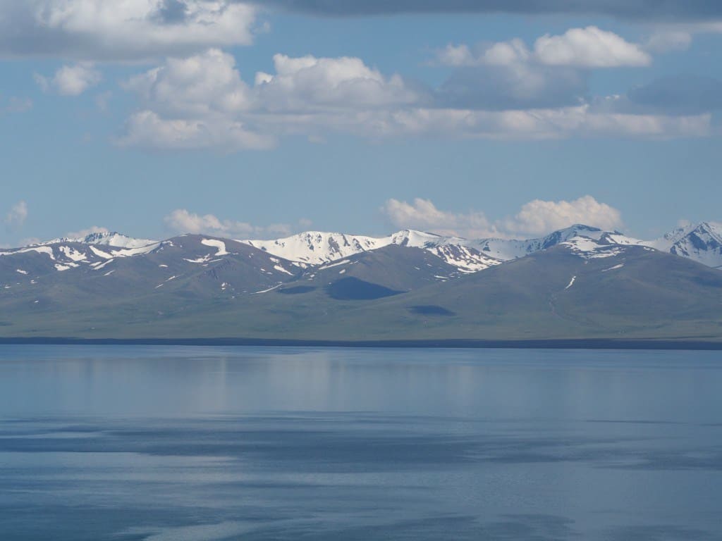 Looking-Across-Song-Kul