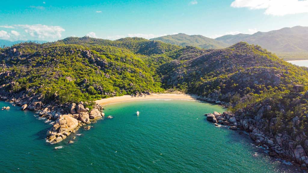 slids jøde Saucer Magnetic Island Beaches - The Best Bays (2023 Locals Guide)