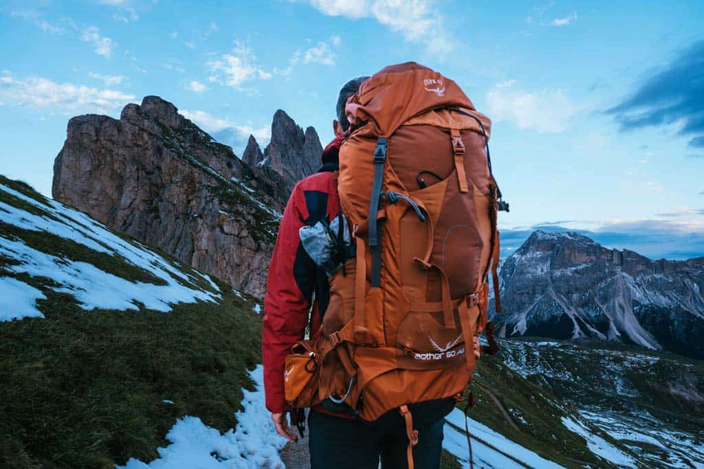 Best Travel Backpacks Man Hiking