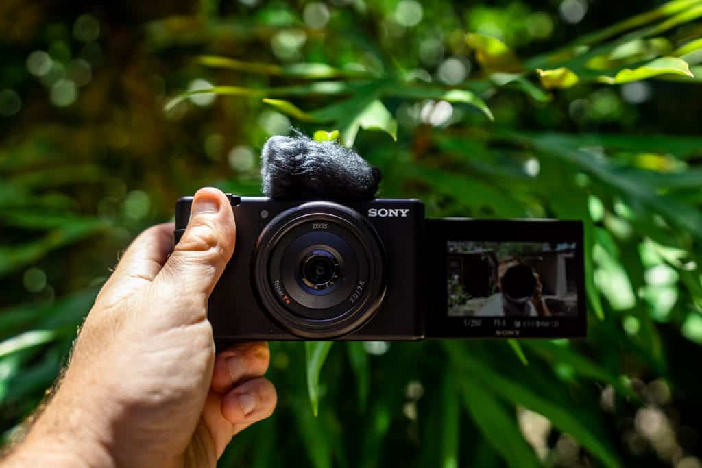 Sony Zv-1F Review