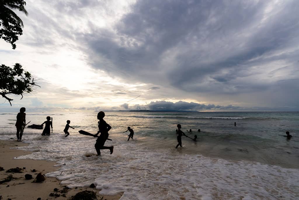 Leaving The Ocean At The End Of The Spear Fight.