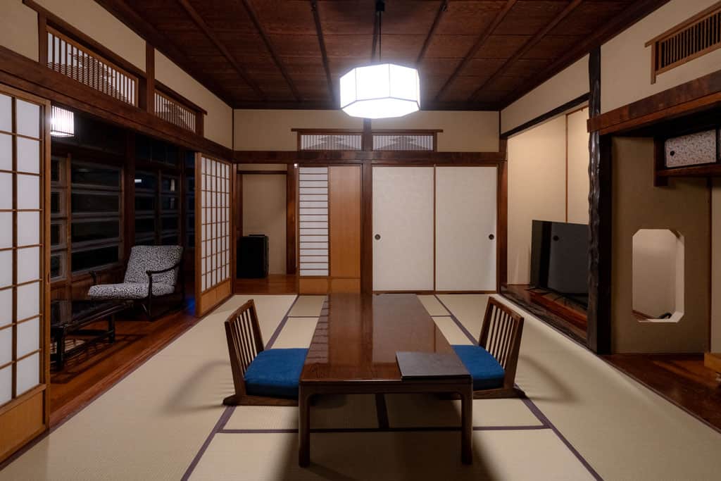 Ryokan Ochiairo Tsubaki Room